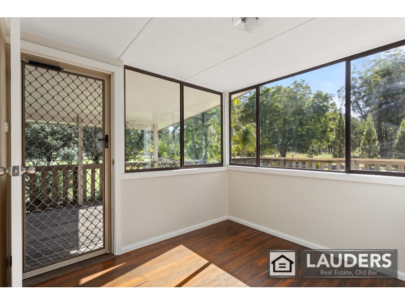 136 Heron Road, Old Bar NSW 2430