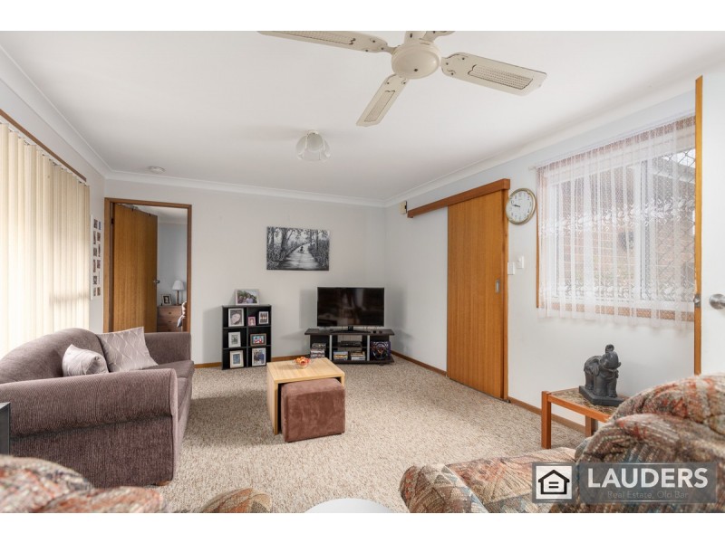4/7 Casuarina Close, Old Bar NSW 2430