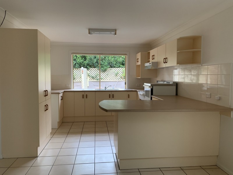 2/22 Sheppard Street, Old Bar NSW 2430