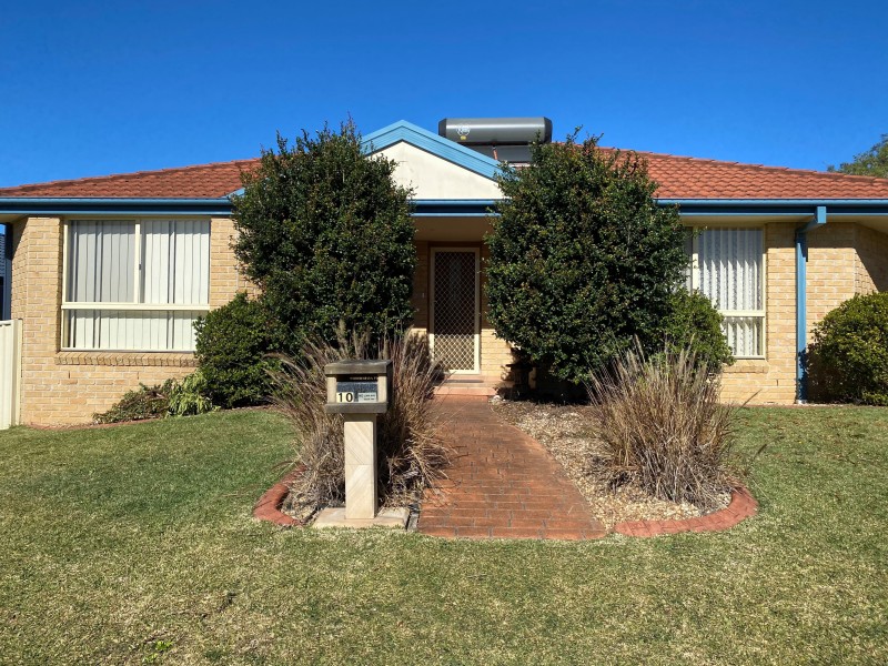 1/10 Mistral Place, Old Bar NSW 2430