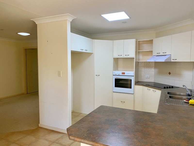 1/10 Mistral Place, Old Bar NSW 2430