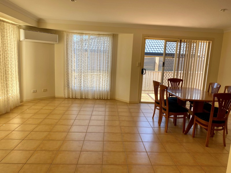1/10 Mistral Place, Old Bar NSW 2430
