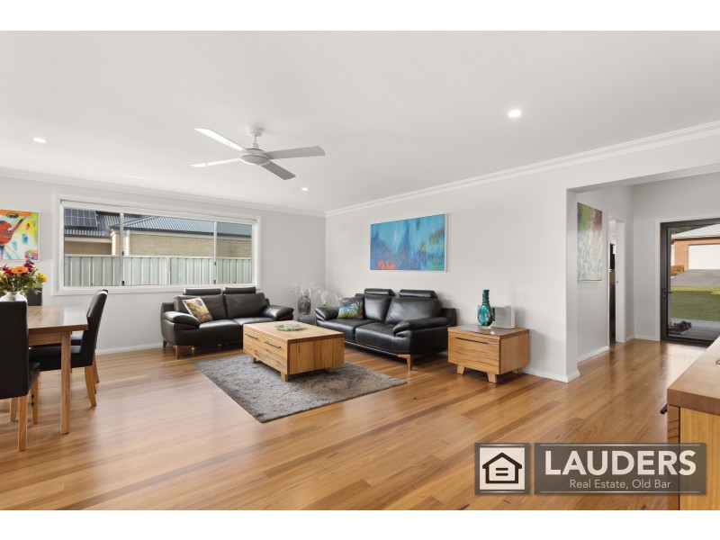 3 Kadungle Close, Wallabi Point NSW 2430