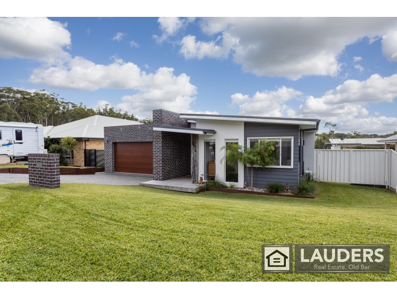 3 Kadungle Close, Wallabi Point NSW 2430