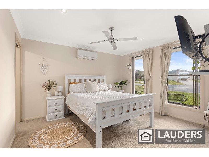 2A Eagle Close, Old Bar NSW 2430