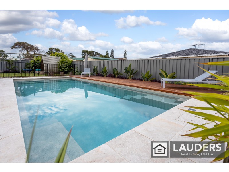 8 Joel Drive, Old Bar NSW 2430