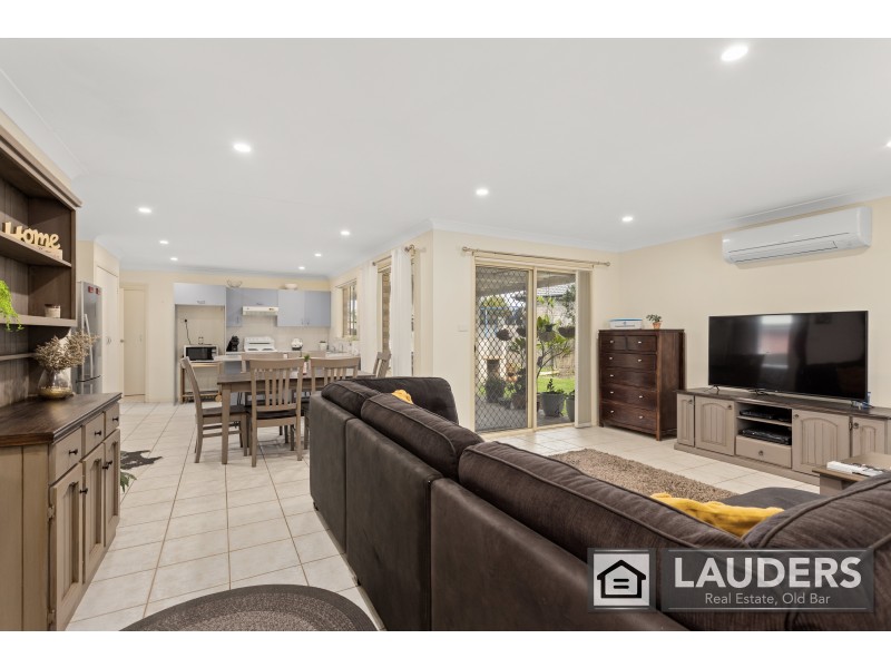 30 Clerke Street, Old Bar NSW 2430