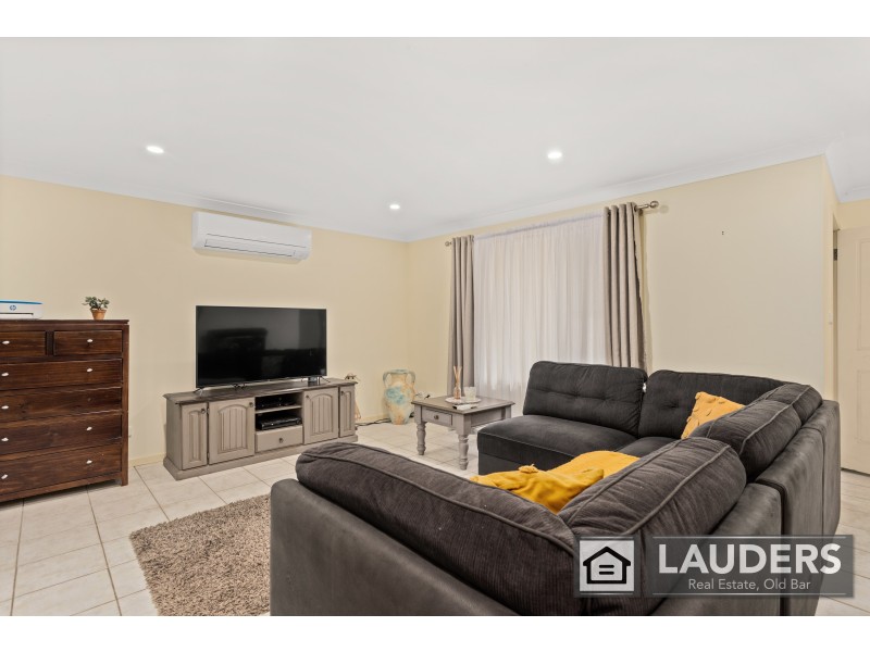 30 Clerke Street, Old Bar NSW 2430