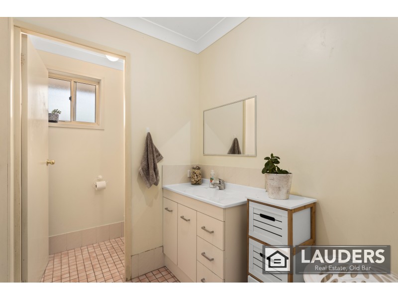 30 Clerke Street, Old Bar NSW 2430