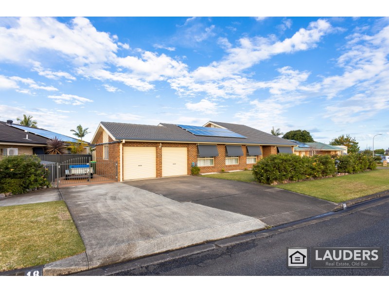 18 Pryor Crescent, Old Bar NSW 2430