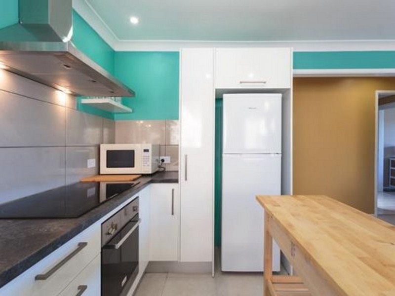 33 Pacific Parade, Old Bar NSW 2430