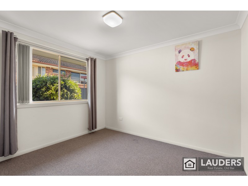 135 Waterman Street, Old Bar NSW 2430