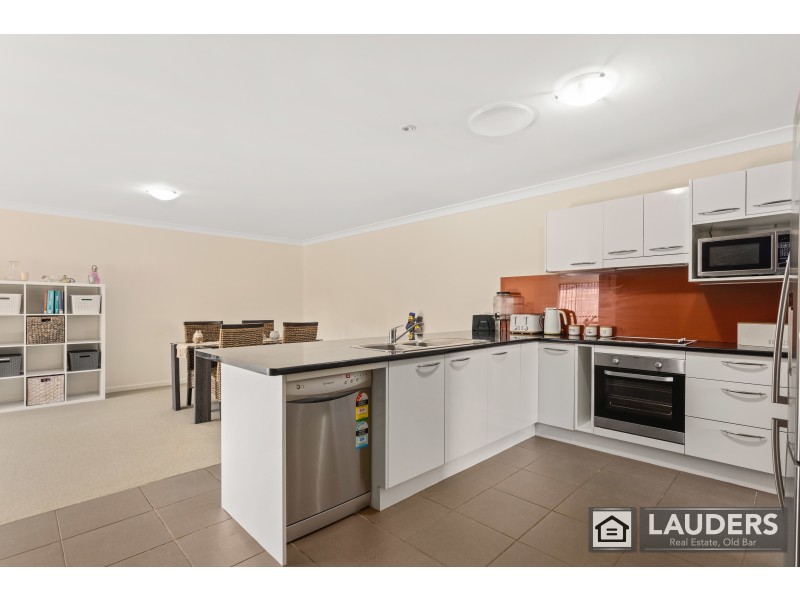2 Greenbank Way, Old Bar NSW 2430