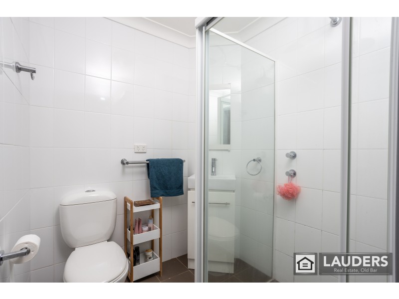 2 Greenbank Way, Old Bar NSW 2430