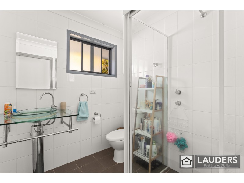 2 Greenbank Way, Old Bar NSW 2430