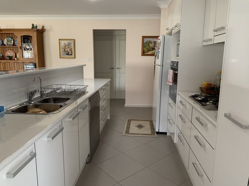 28 Albatross Way, Old Bar NSW 2430