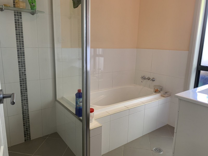28 Albatross Way, Old Bar NSW 2430