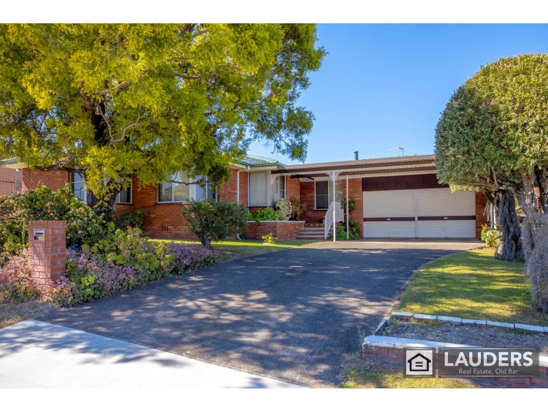 11 Balmaringa Place, Taree NSW 2430