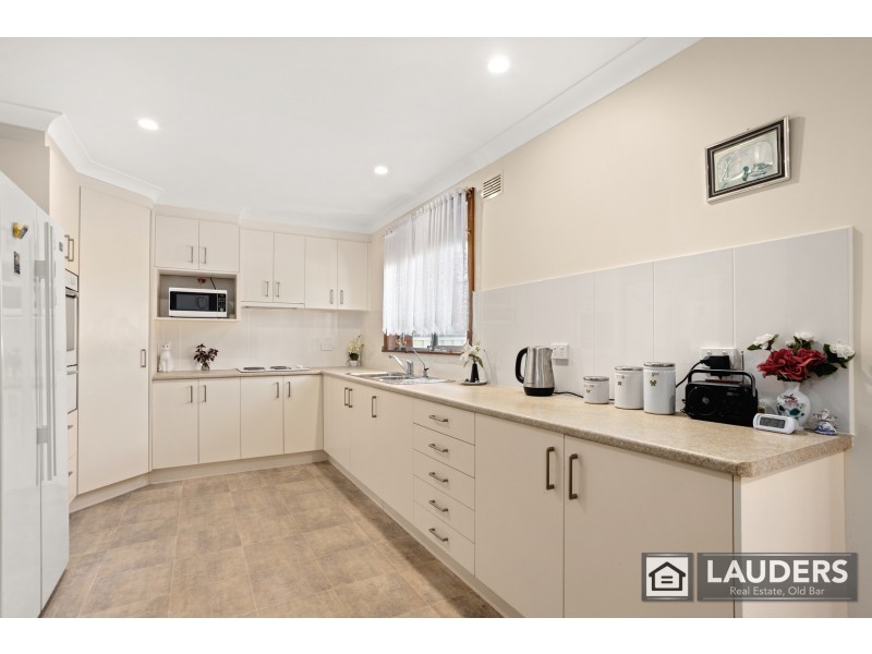 11 Balmaringa Place, Taree NSW 2430