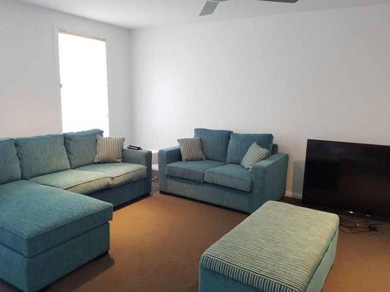 54 Albatross Way, Old Bar NSW 2430