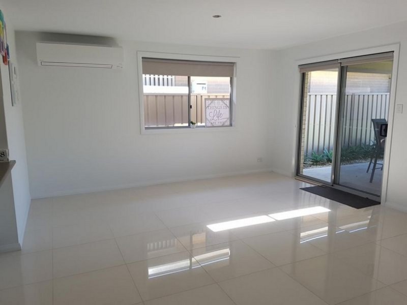 54 Albatross Way, Old Bar NSW 2430