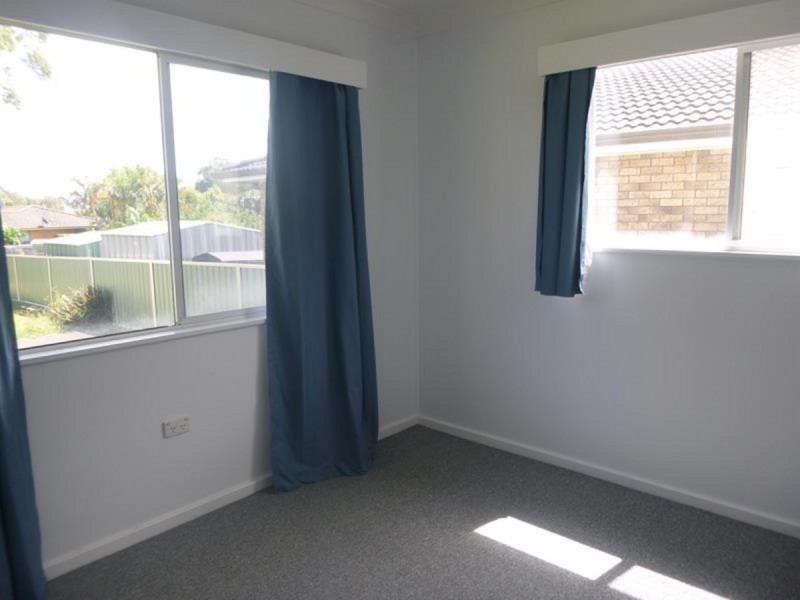 27 Waterman Street, Old Bar NSW 2430