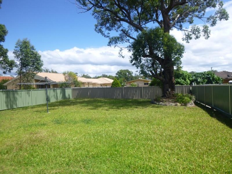 27 Waterman Street, Old Bar NSW 2430