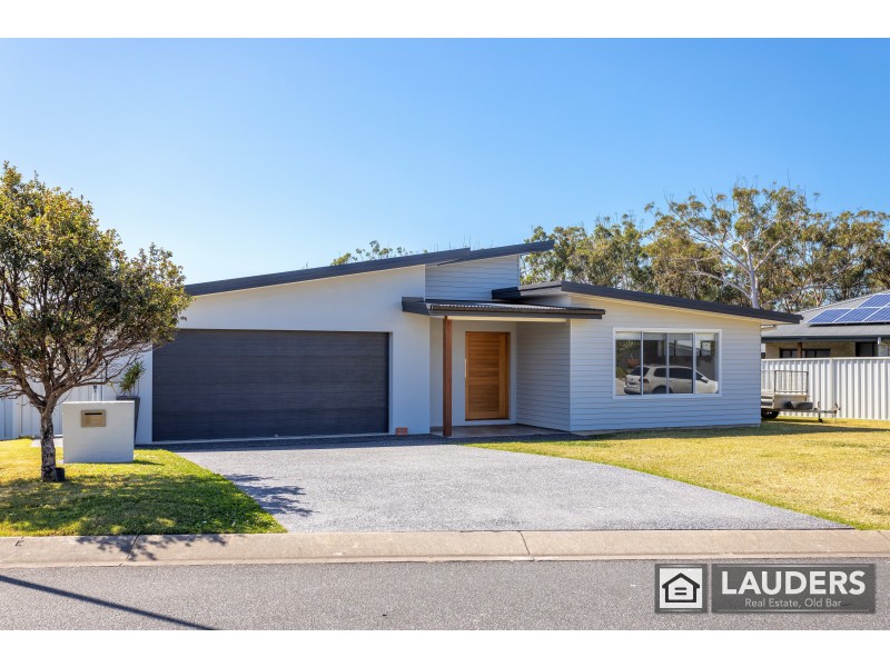 26 Janice Street, Wallabi Point NSW 2430