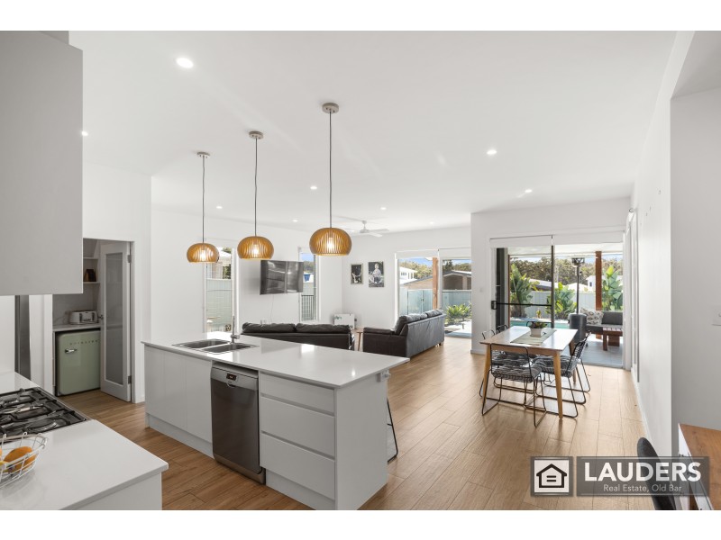 26 Janice Street, Wallabi Point NSW 2430