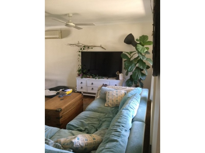 7 Oceanic Place, Old Bar NSW 2430