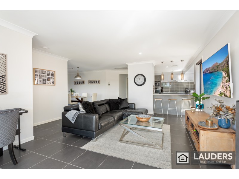 45B Bluehaven Drive, Old Bar NSW 2430