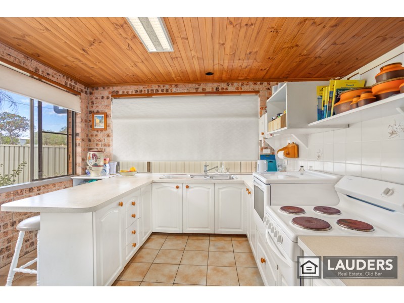 18 Smith Street, Old Bar NSW 2430