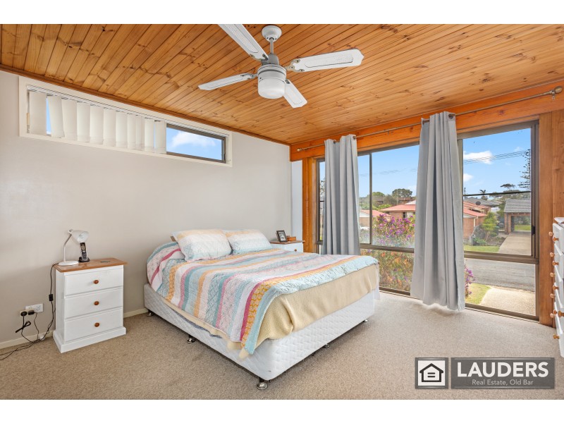 18 Smith Street, Old Bar NSW 2430