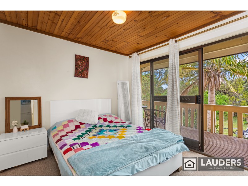 18 Smith Street, Old Bar NSW 2430