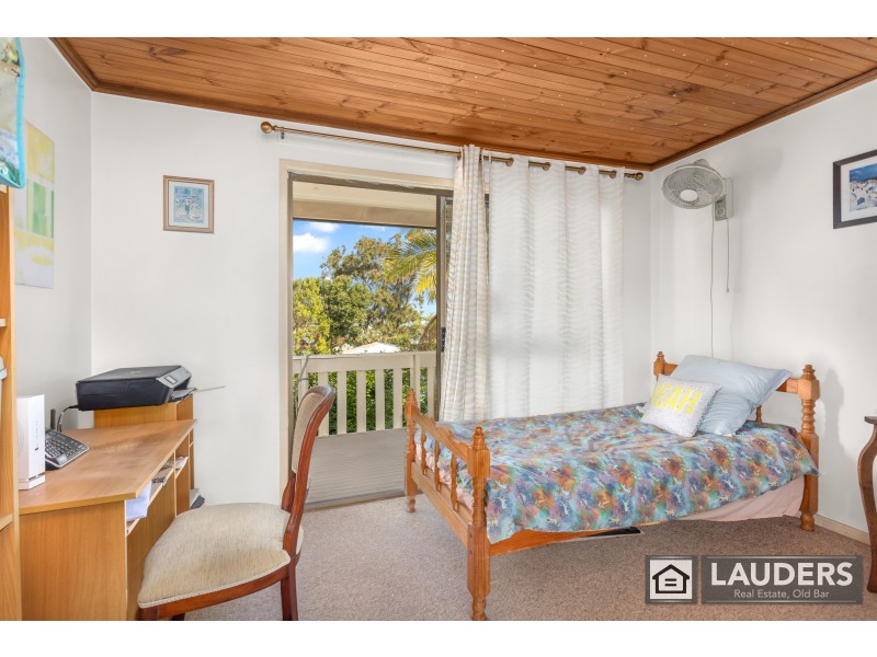 18 Smith Street, Old Bar NSW 2430