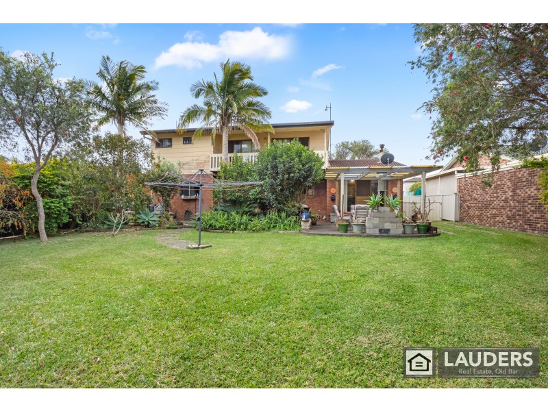 18 Smith Street, Old Bar NSW 2430