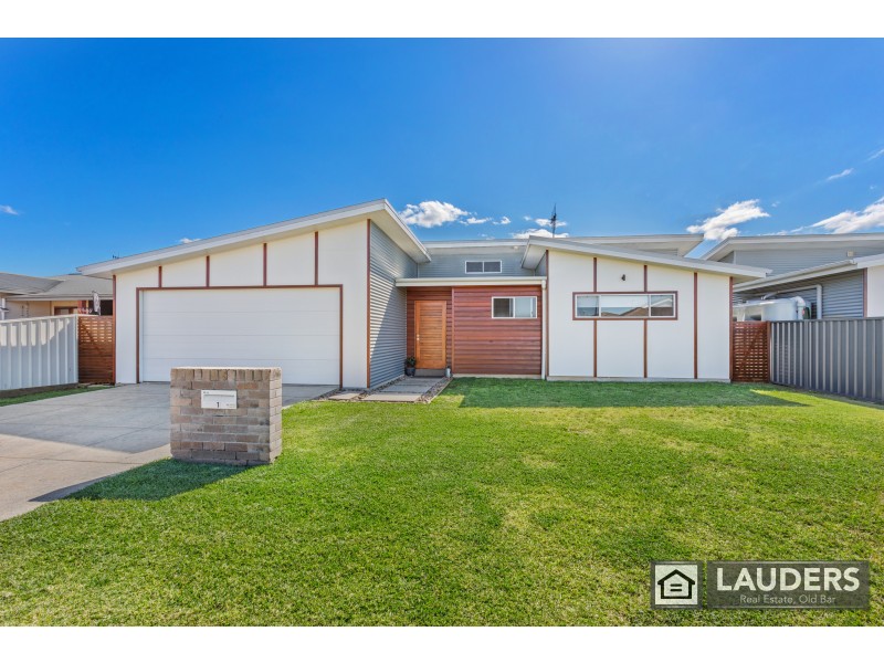 1 Flagtail Avenue, Old Bar NSW 2430