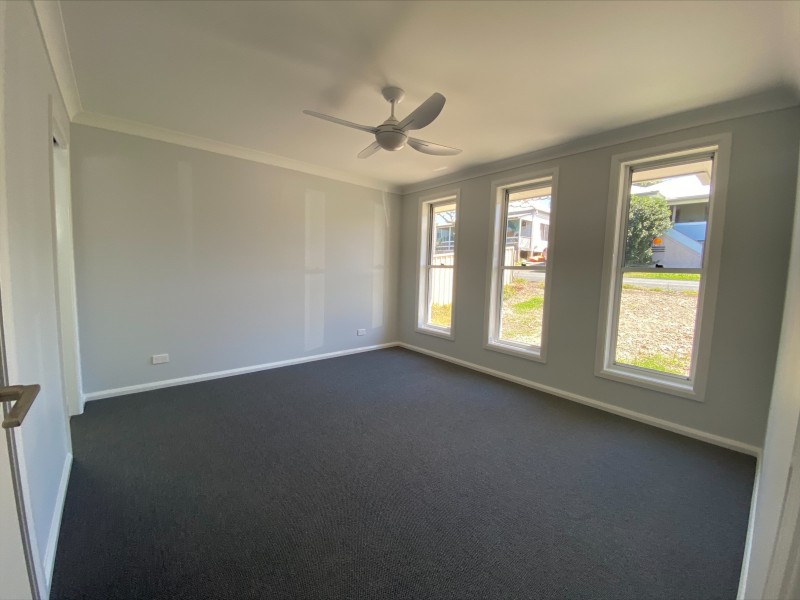 18 Albert Lane, Taree NSW 2430