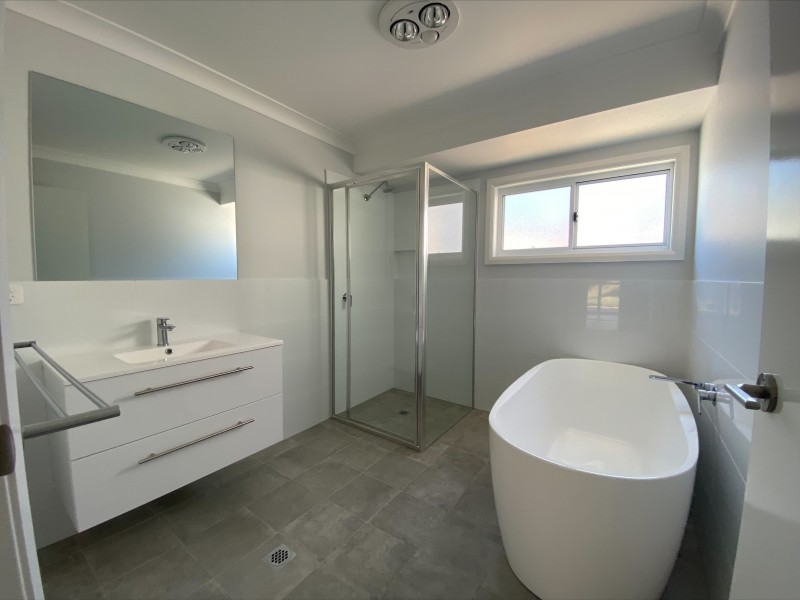 18 Albert Lane, Taree NSW 2430