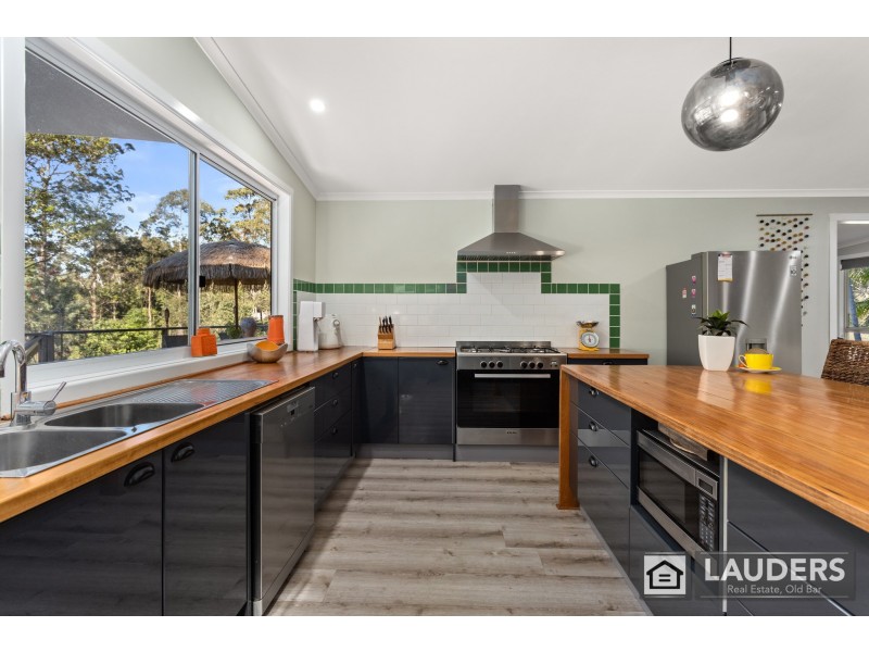 15 Scotts Road, Mitchells Island NSW 2430