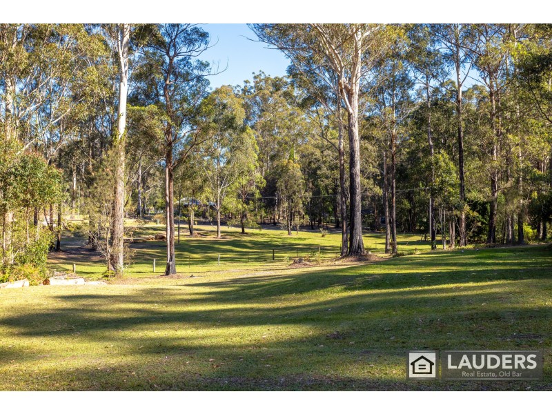 15 Scotts Road, Mitchells Island NSW 2430