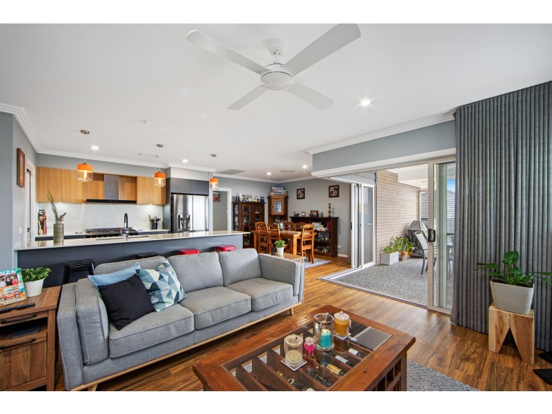 7 Ondaroo Crest, Old Bar NSW 2430