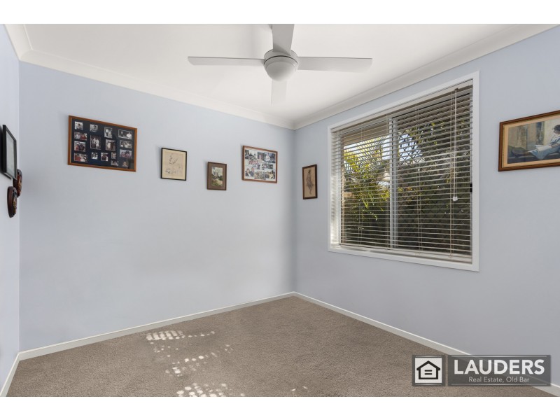 2/6 Bryan Street, Old Bar NSW 2430