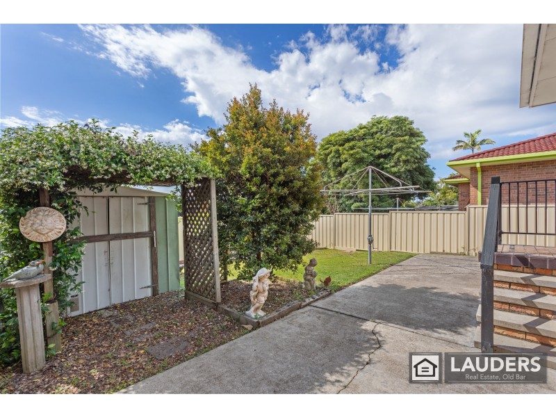 1/3 Wyden Street, Old Bar NSW 2430
