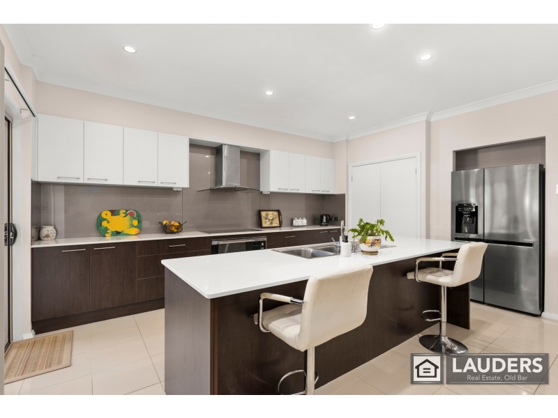 60 Bluehaven Drive, Old Bar NSW 2430