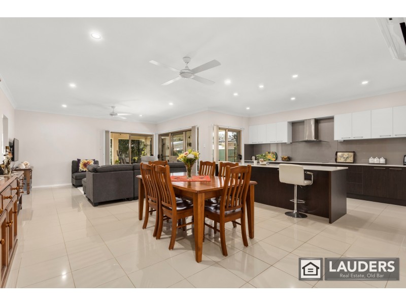 60 Bluehaven Drive, Old Bar NSW 2430