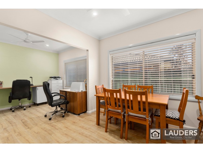60 Bluehaven Drive, Old Bar NSW 2430