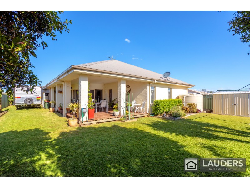 60 Bluehaven Drive, Old Bar NSW 2430