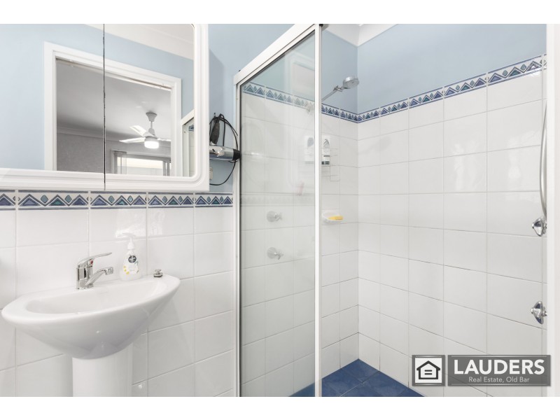 34 Warwiba Road, Old Bar NSW 2430