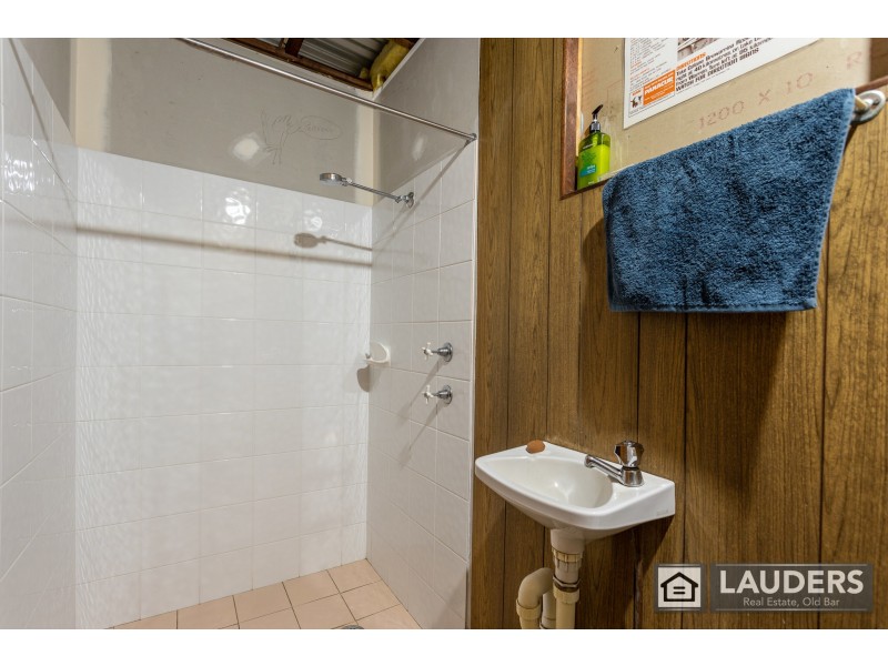 34 Warwiba Road, Old Bar NSW 2430
